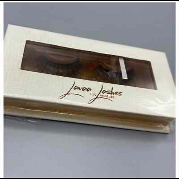 Lavaa Lashes - Charm Faux Mink - Picture 4 of 11